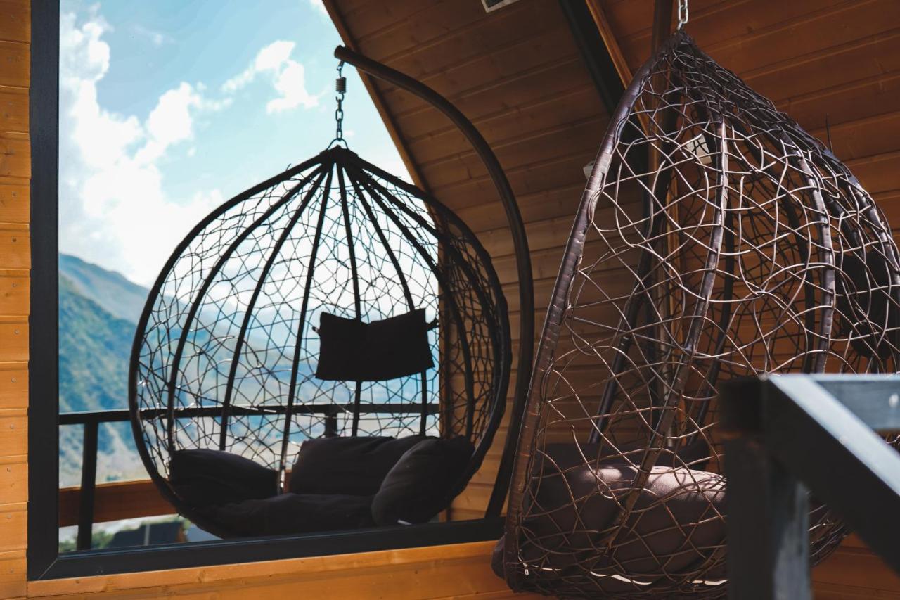 Lonely Mountain Villa Казбеги Екстериор снимка
