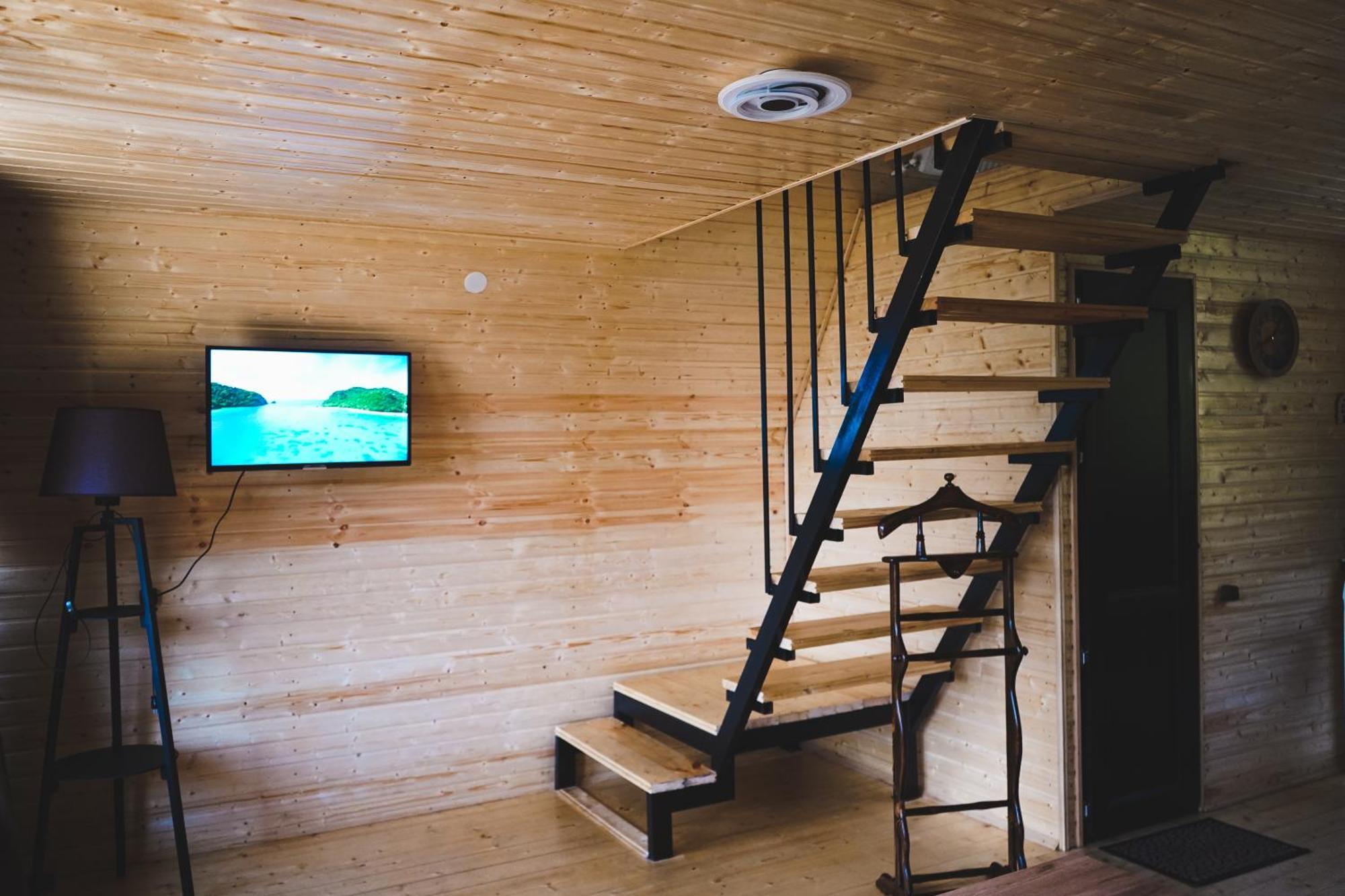 Lonely Mountain Villa Казбеги Екстериор снимка